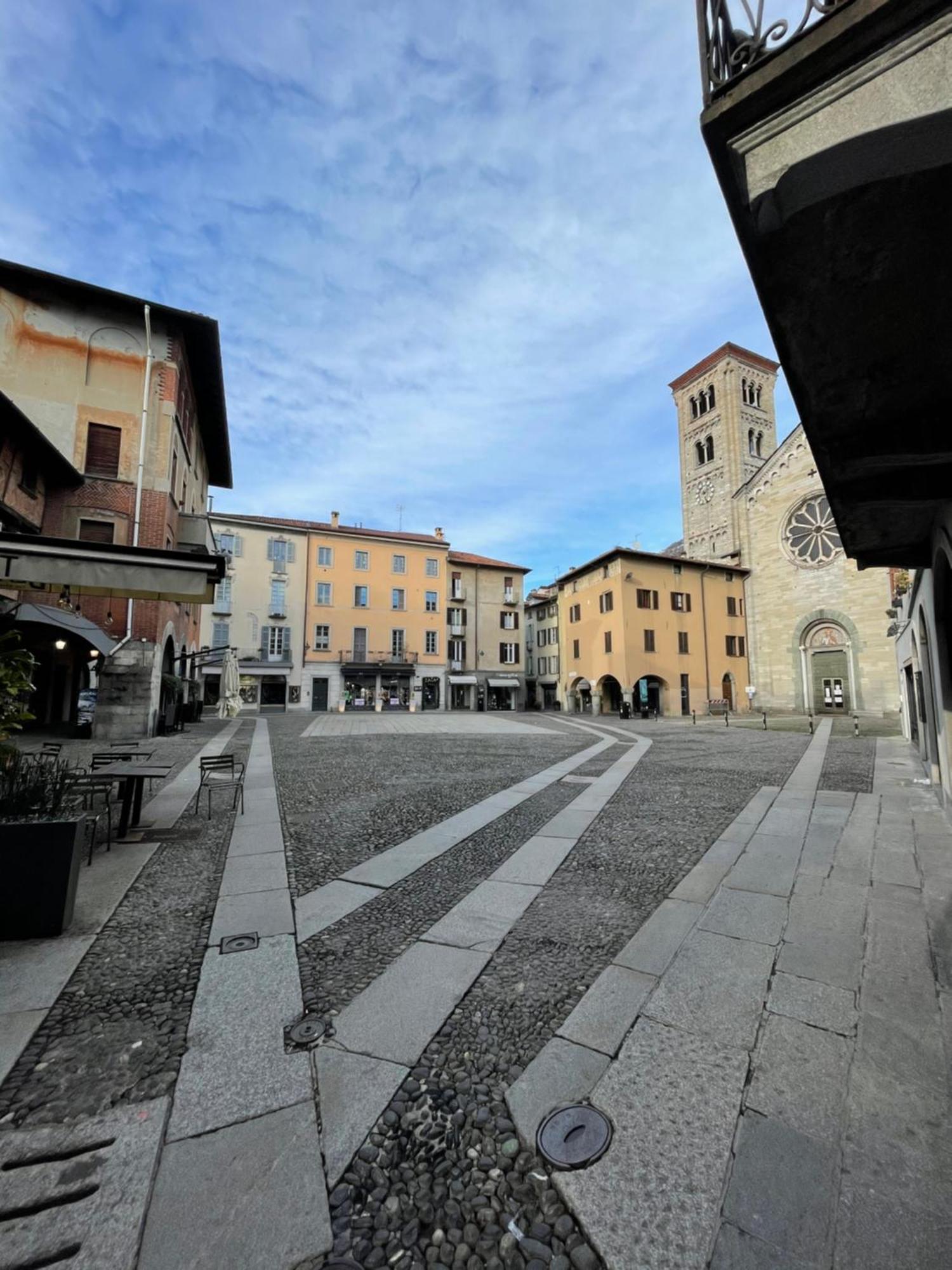Portatorre Suite, A Charming Apartment In The Heart Of Como, Free Private Parking, Air Conditioning & More! 外观 照片