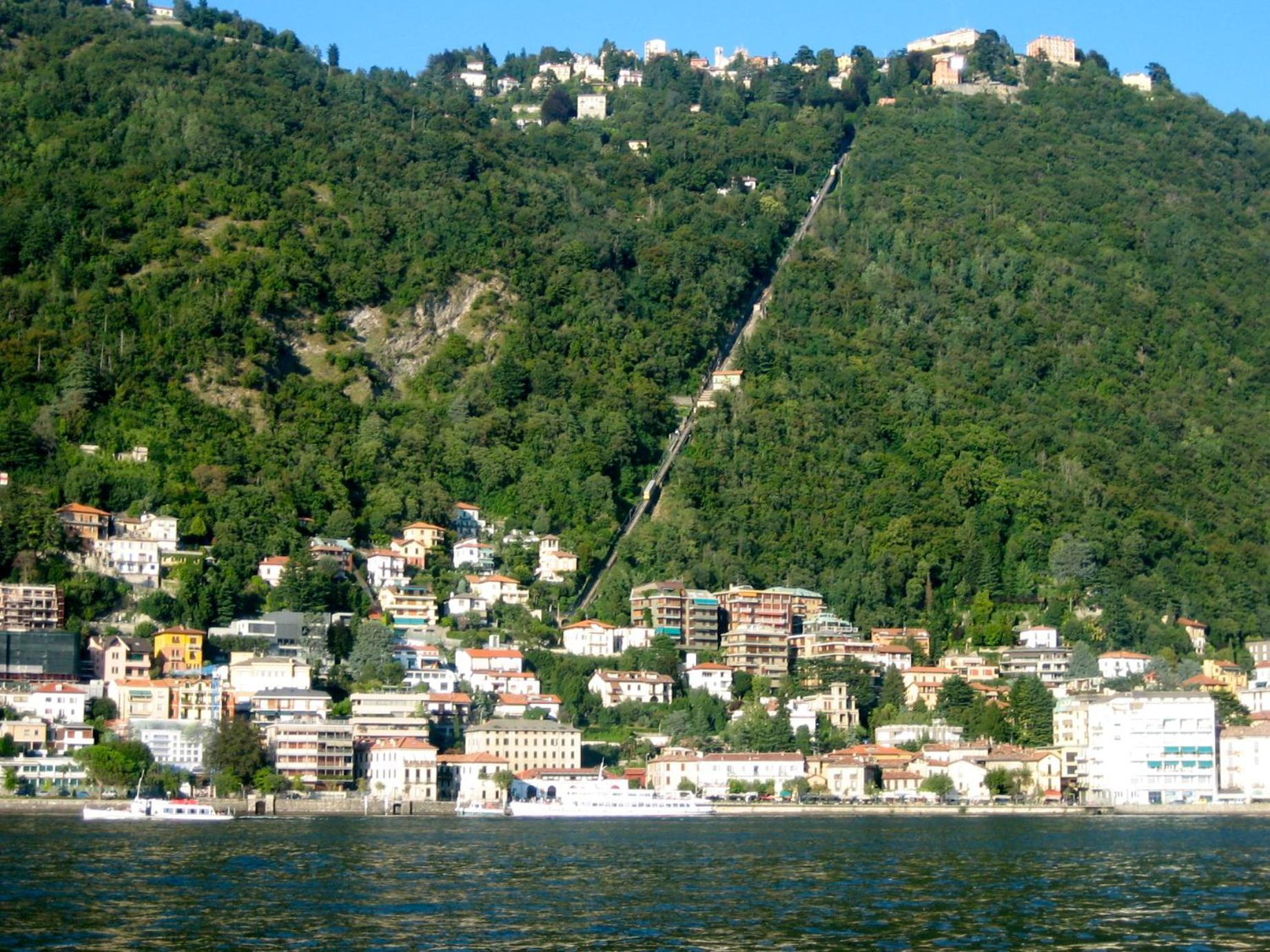 Portatorre Suite, A Charming Apartment In The Heart Of Como, Free Private Parking, Air Conditioning & More! 外观 照片