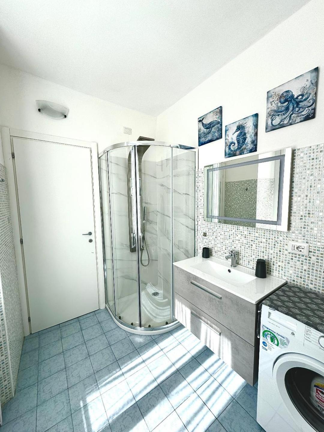 Portatorre Suite, A Charming Apartment In The Heart Of Como, Free Private Parking, Air Conditioning & More! 外观 照片